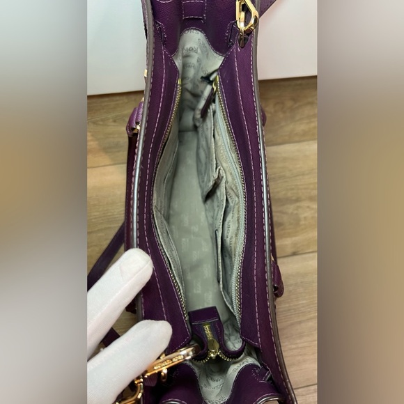 Michael Kors Merlot Medium handbag - EUC - Picture 10 of 13